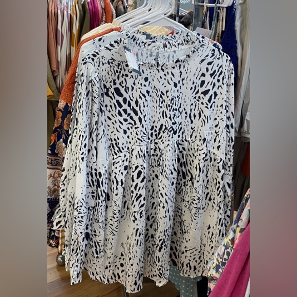 Leopard Frilled Neck Babydoll Blouse Black & White NWT XXL - Picture 3 of 5